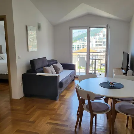 Spot Appartamento Makarska